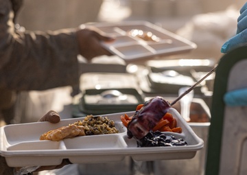 MRF-D 24.3: 2nd Bn., 5th Marines (Rein.), Marines eat hot chow during Exercise Predator’s Run 24