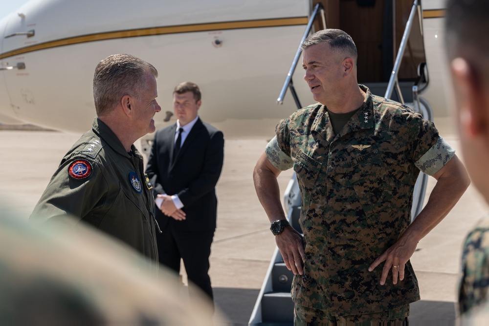 USINDOPACOM Commander visits 3rd Marine Aircraft Wing