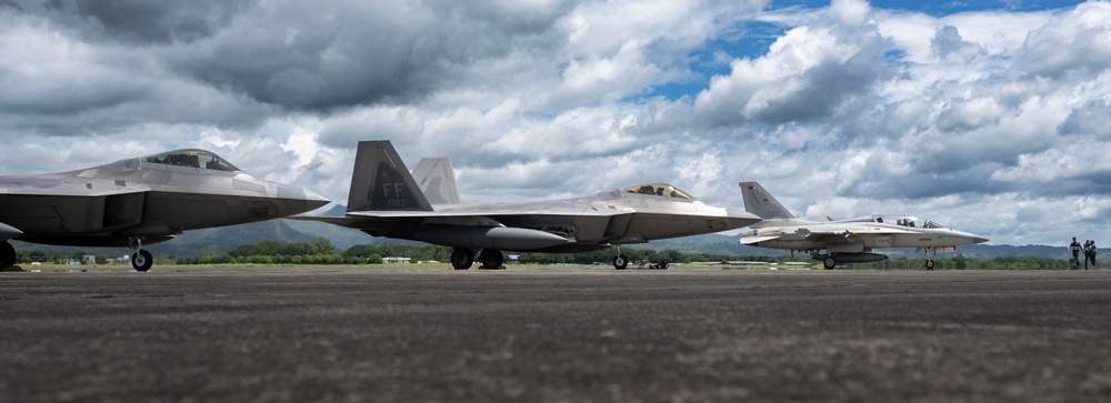 U.S. F-22s Land at Basa Air Base, Philippines during DFE operations