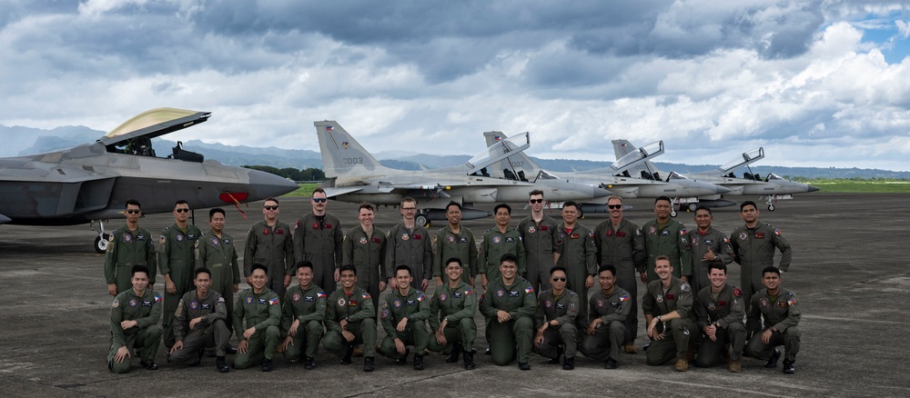 U.S. F-22s Land at Basa Air Base, Philippines during DFE operations