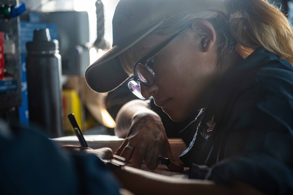 Blue Ridge Sailors Conduct a Sea and Anchor Evolution