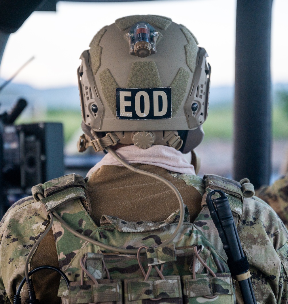 SOTU Airmen, Italian SOF conduct humanitarian aid, disaster relief training during EW 24 FTX II