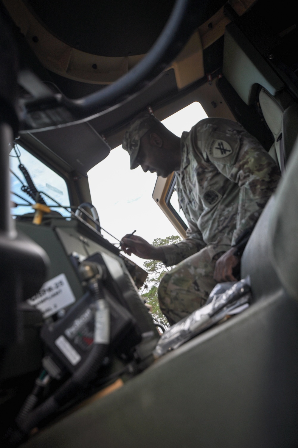 350th CACOM Soldiers conduct Motor Pool Operations