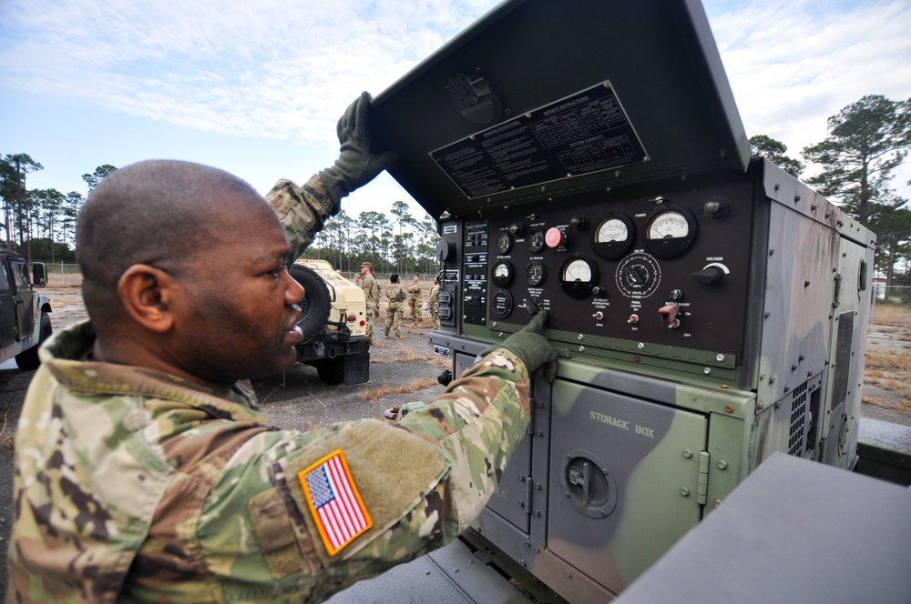 350th CACOM Soldiers conduct Motor Pool Operations