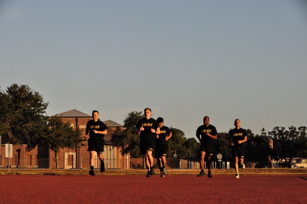 Army Reserve Signal Soldiers power through physical training