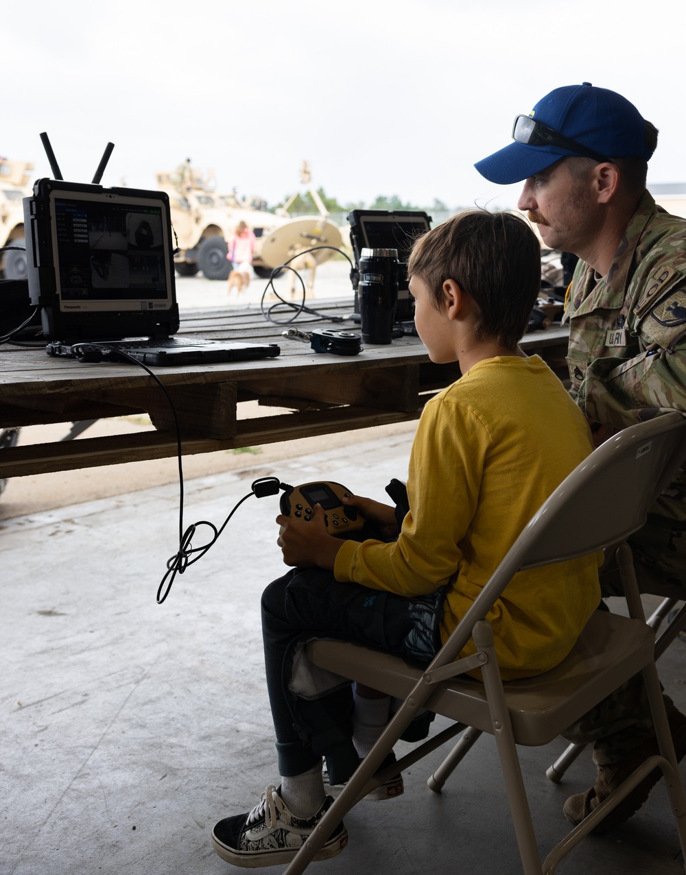 745th  Explosive Ordnance Disposal Company Hosts a Family Day Event