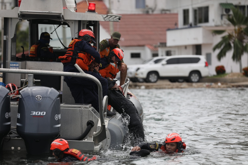 HADR Exercise with Colombian Military