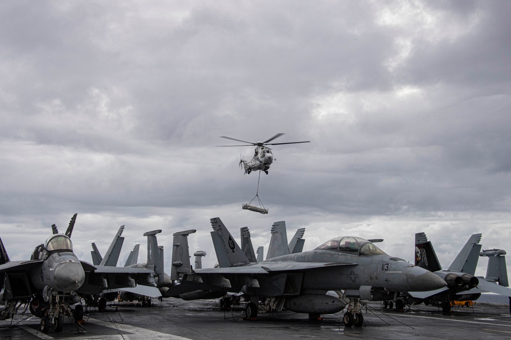 Abraham Lincoln conducts an ammunition on-load