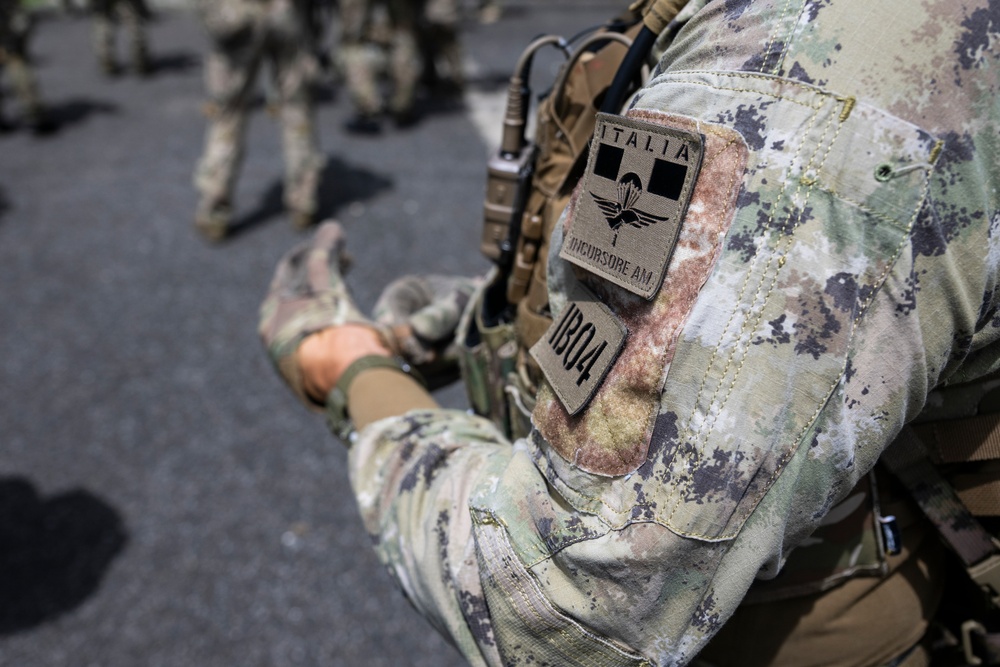 Italian, Air Force SOF conduct PR during EW 24 FTX II