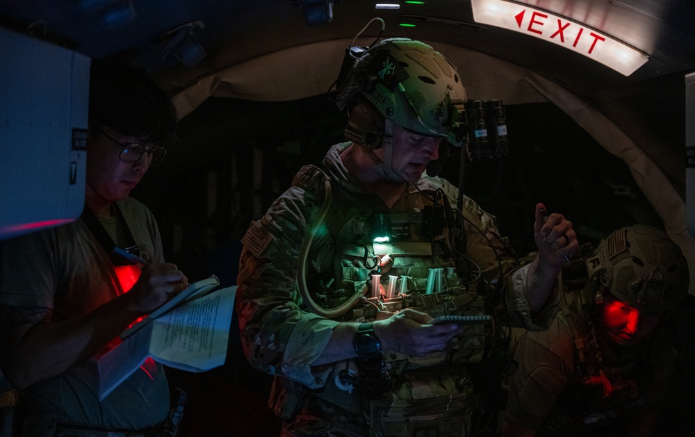 SOFME conduct training during EW 24 FTX II