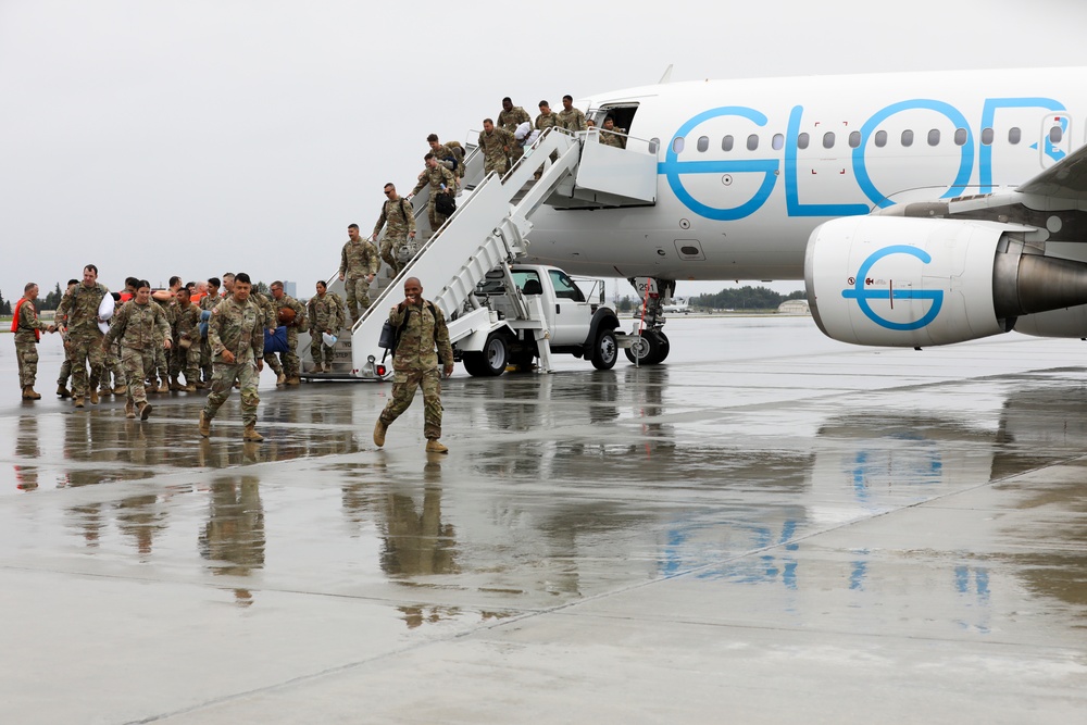 Welcome home: Bison Company Army Guardsmen returns from Kuwait