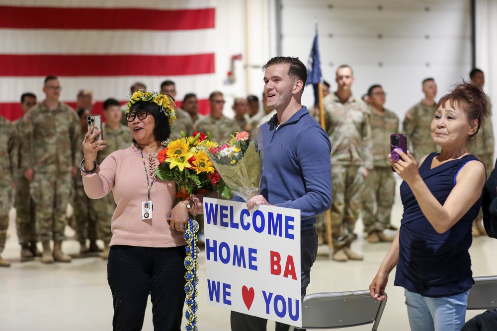 Welcome home: Bison Company Army Guardsmen returns from Kuwait