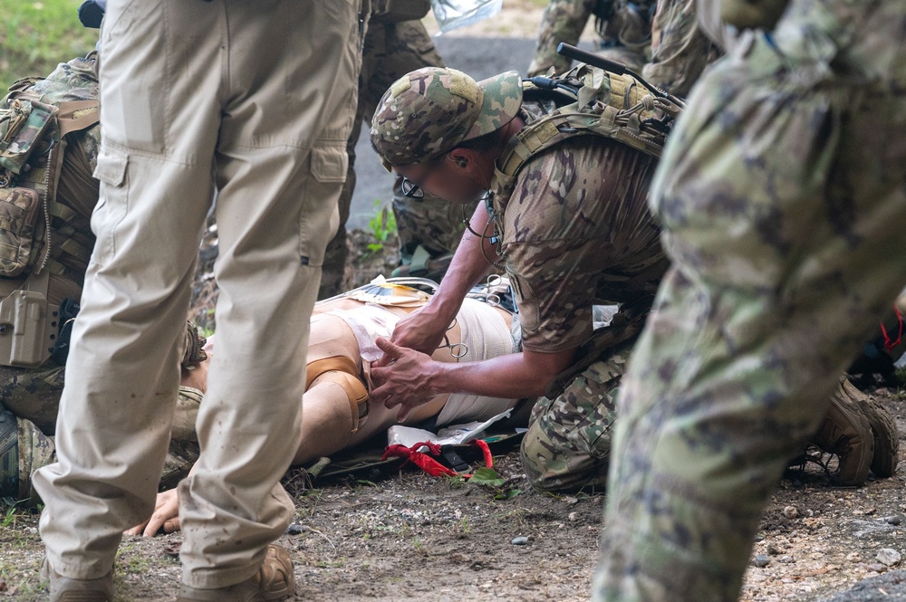 SOST performs personnel recovery for EW 24 FTX II