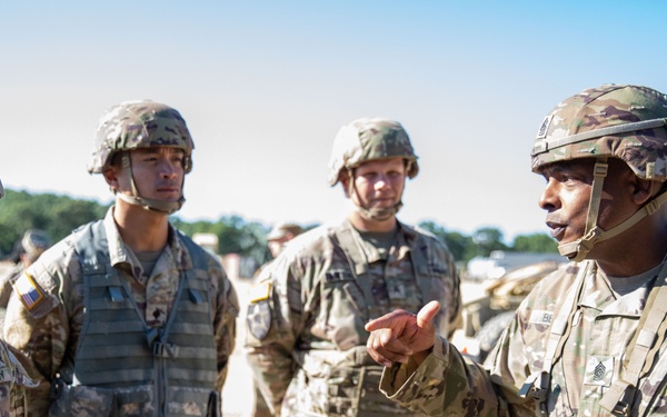 USARC CSM visits troops, boosts morale