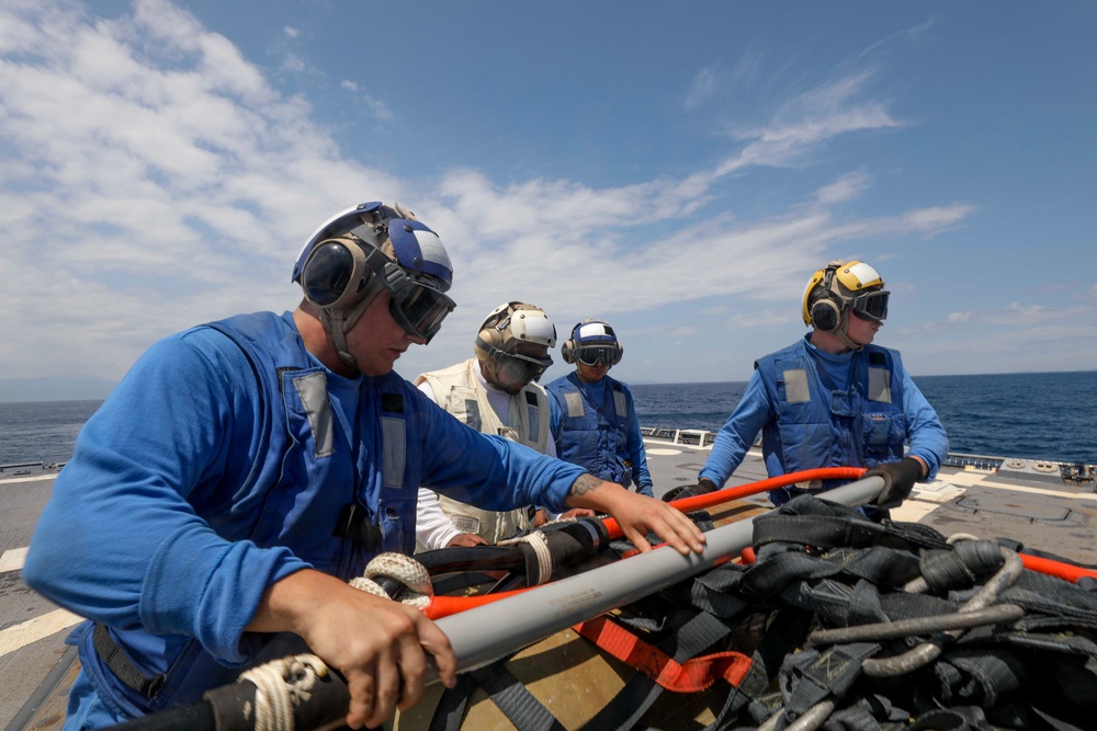 DVIDS - Images - USS Dewey (DDG 105) Conducts Flight Operations During ...