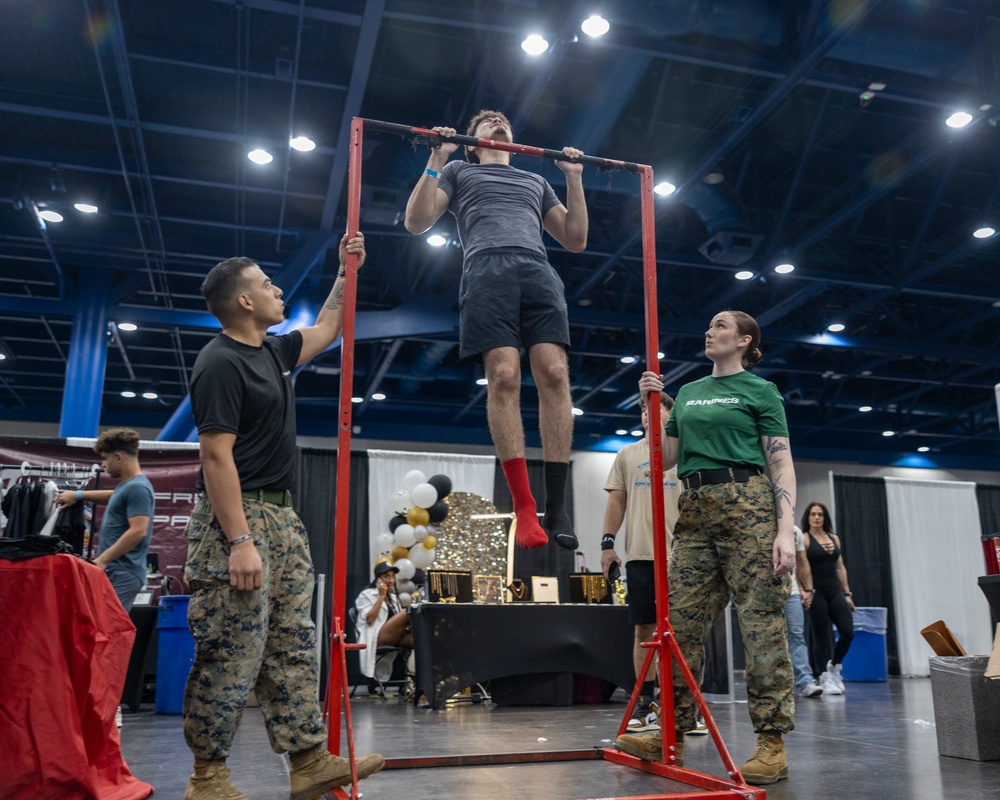 RS Houston attends American Fitness Expo