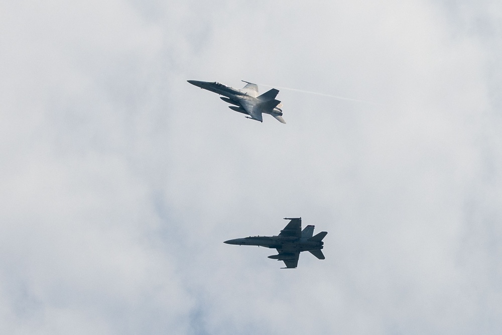 The Fighting Bengals and ROKAF 10th Fighter Wing Fly Out of Suwon, South Korea