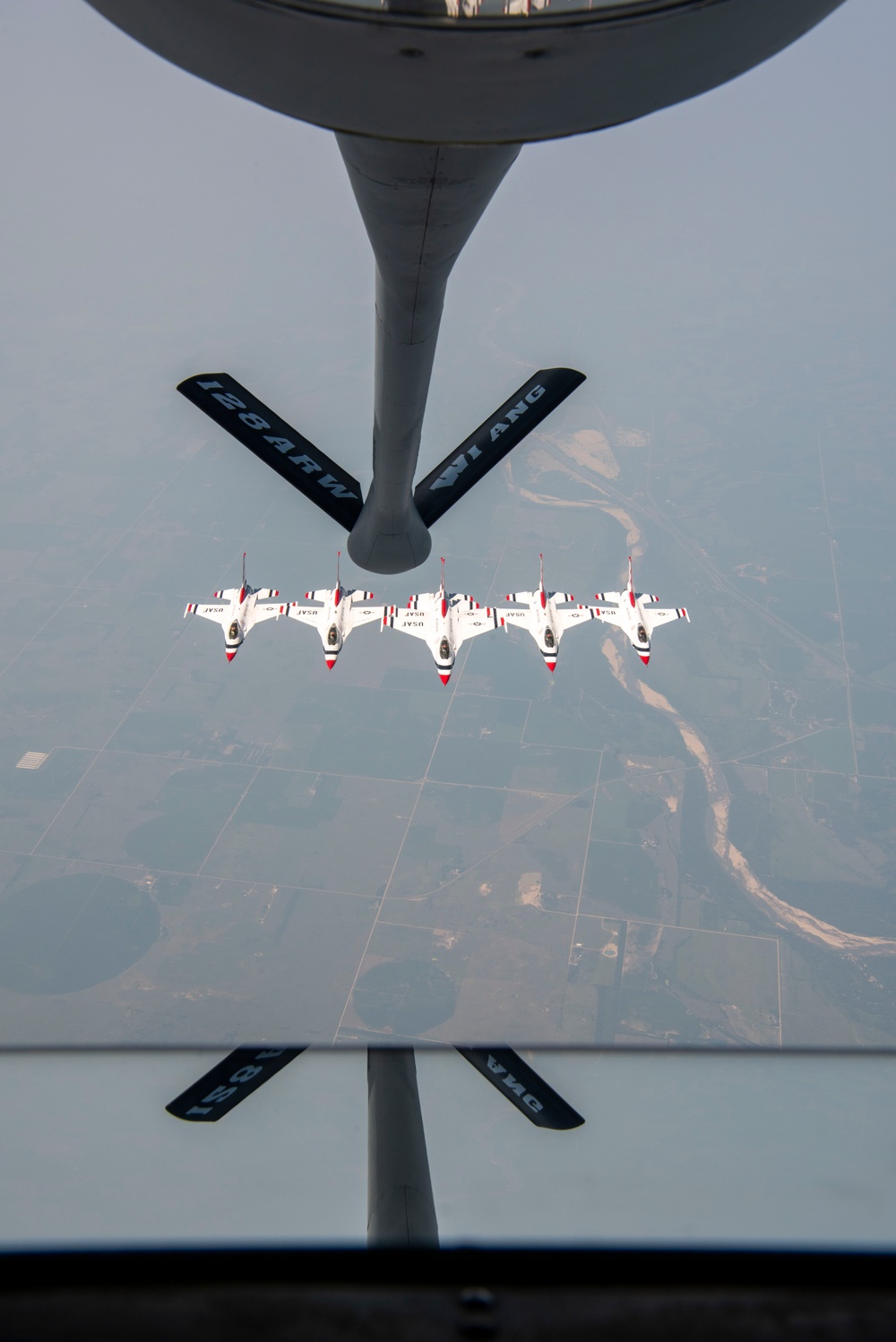 Thunderbirds Refuel with 128ARW