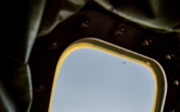 Thunderbirds Refuel with 128ARW