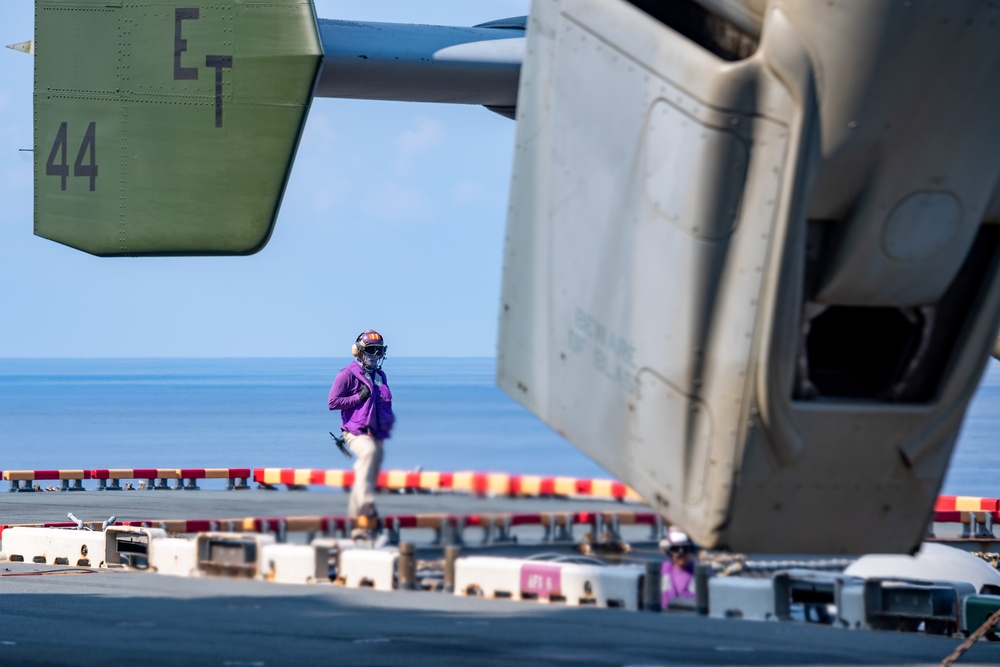 Flight Operations Aboard USS America (LHA 6)