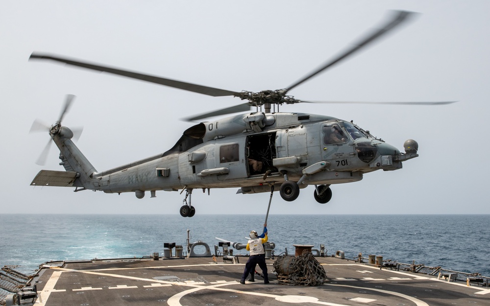 DVIDS - Images - USS Russell Conducts Flight Operations [Image 3 of 3]