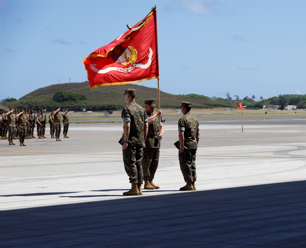 VMGR-153 change of command