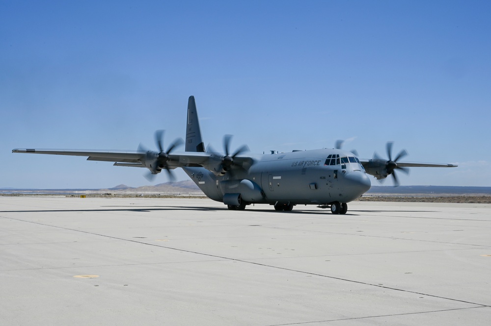 CSAF and CMSAF visit 9th RW during Exercise Bamboo Eagle 24-3