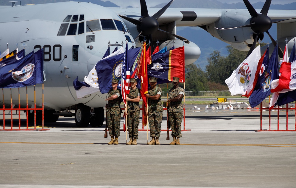 VMGR-153 change of command