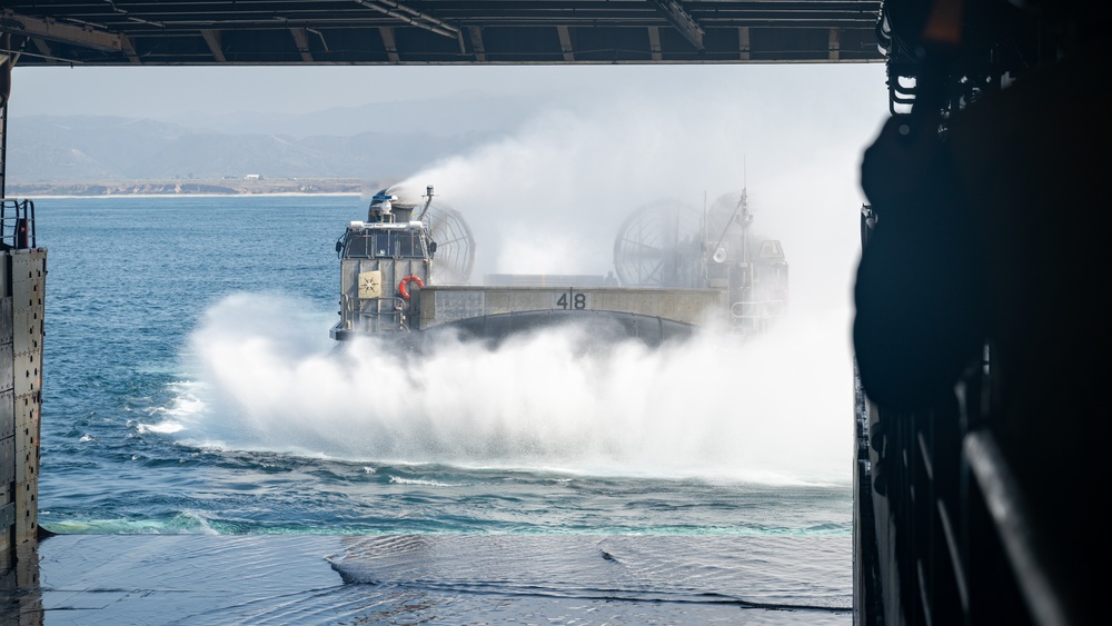ACU 5 transports 15th MEU home