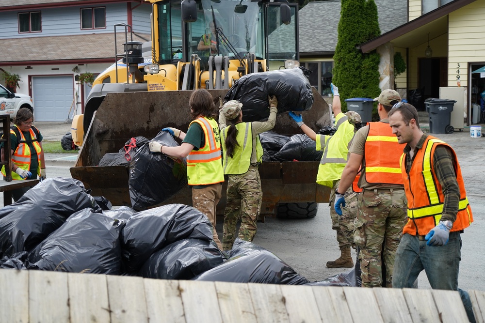 Alaska Organized Militia collaborates with Local and State Agencies to Clear Disaster Debris in Juneau