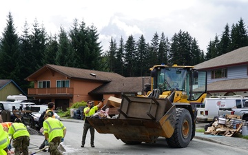 Alaska Organized Militia collaborates with local, state agencies to clear disaster debris in Juneau