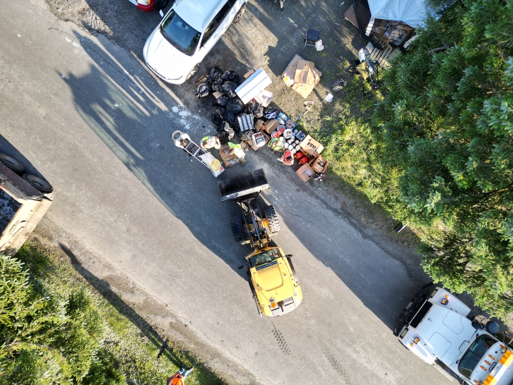 Alaska Organized Militia collaborates with Local and State Agencies to Clear Disaster Debris in Juneau