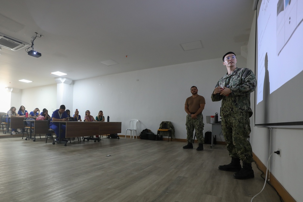 Burlington Sailors Lead Medical Presentation