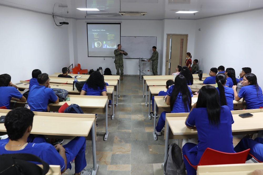 Burlington Sailors Lead Medical Presentation