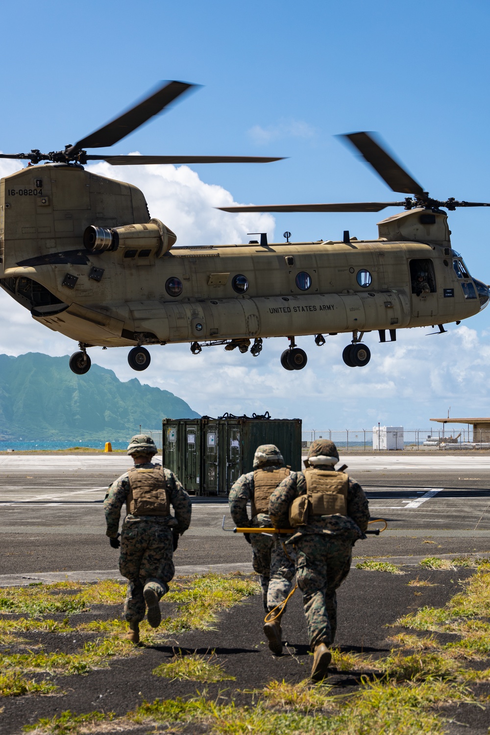 Sky Bound: MWSS-174 Marines and 3-25 GSAB conduct external lift operations in preparation for FARP operations