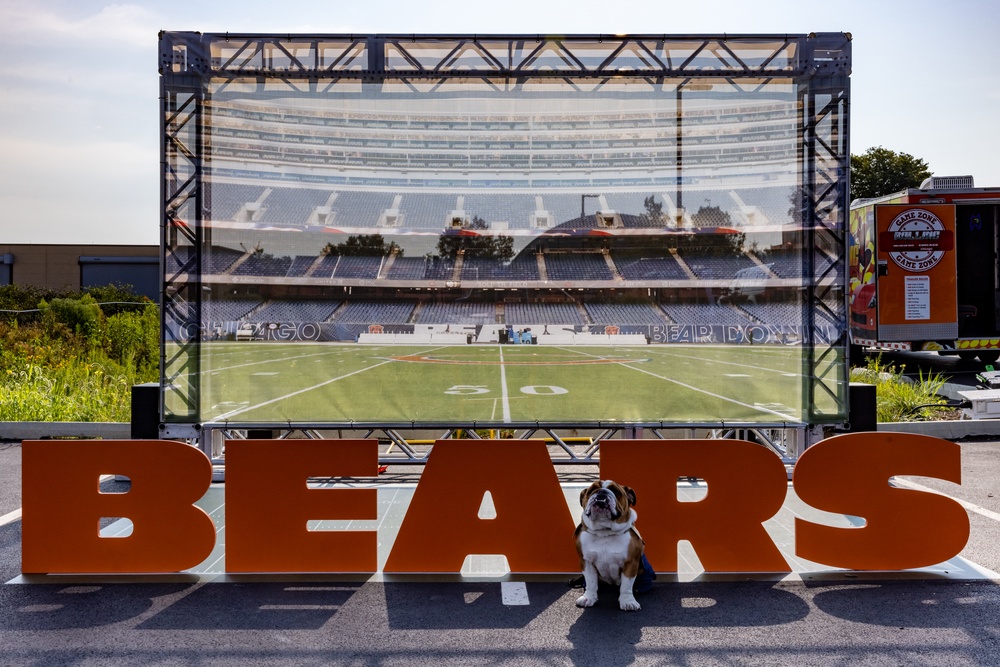 Bruno Visits the Chicago Bears