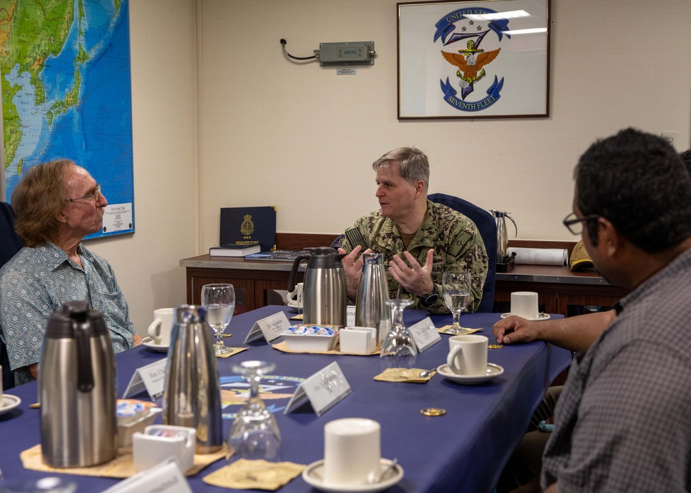 Distinguished Visitors Meet with Vice Adm. Kacher aboard USS Blue Ridge