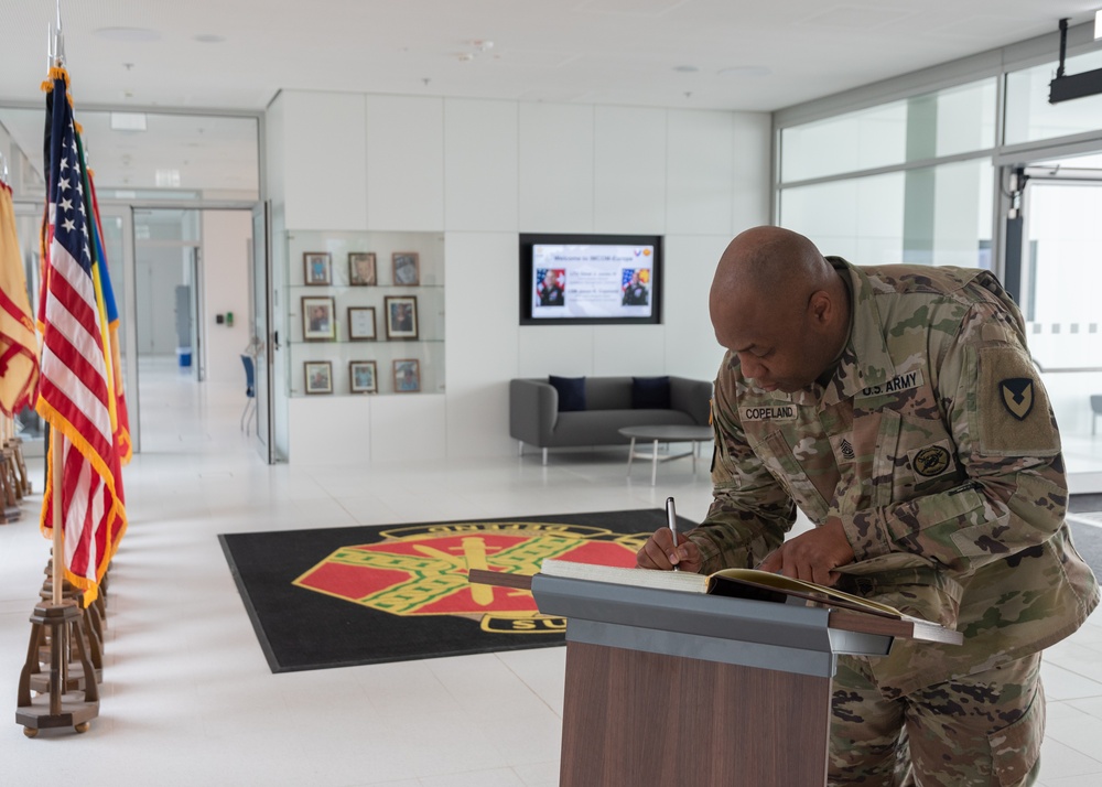 IMCOM Command Team Visits Garrison Wiesbaden