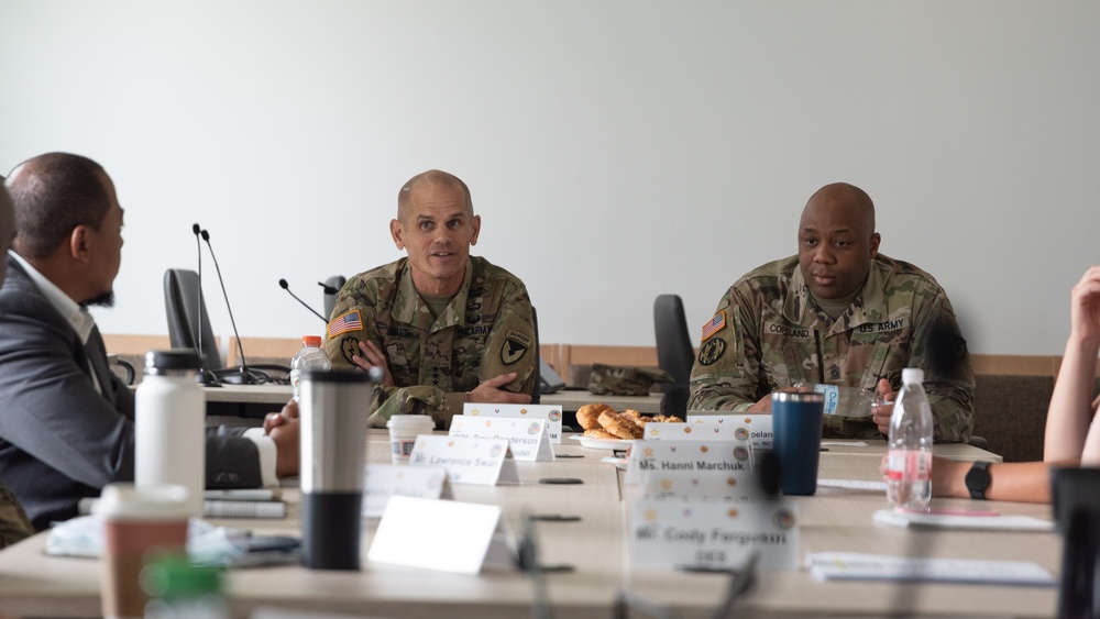 IMCOM Command Team Visits Garrison Wiesbaden