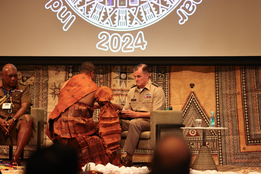 Republic of Fiji, United States Host Seminar for Regional Land Forces