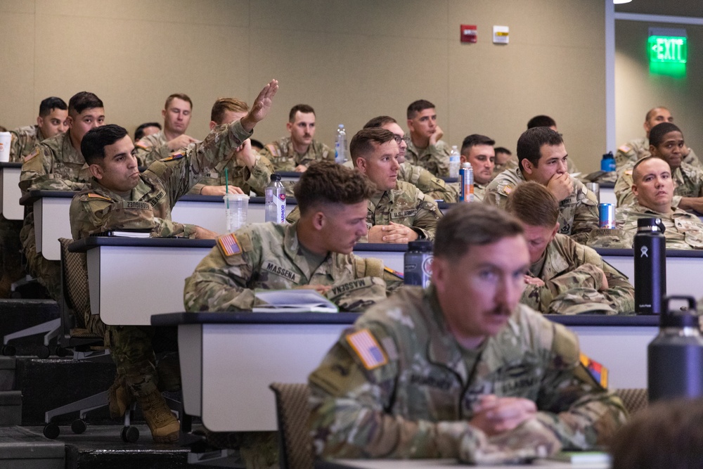 Fort Bliss Master Gunners come together during inaugural conference