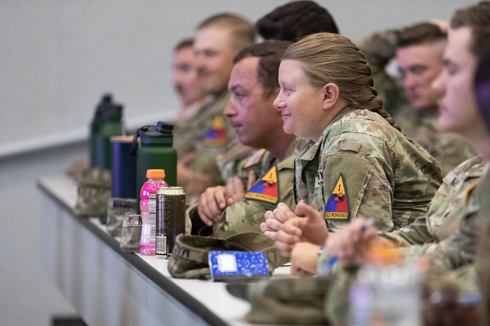 Fort Bliss Master Gunners come together during inaugural conference