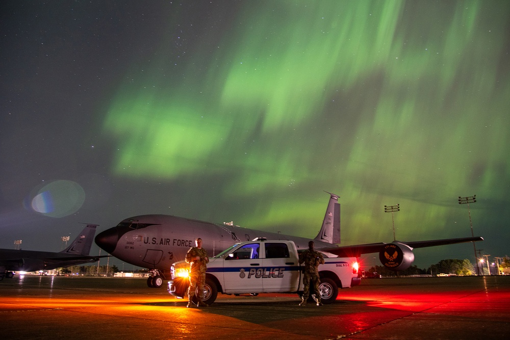 127th Wing tankers under the Northern Lights