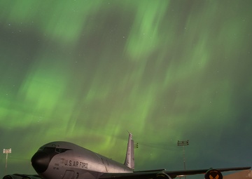Tankers from the 127th Wing under the Northern Lights