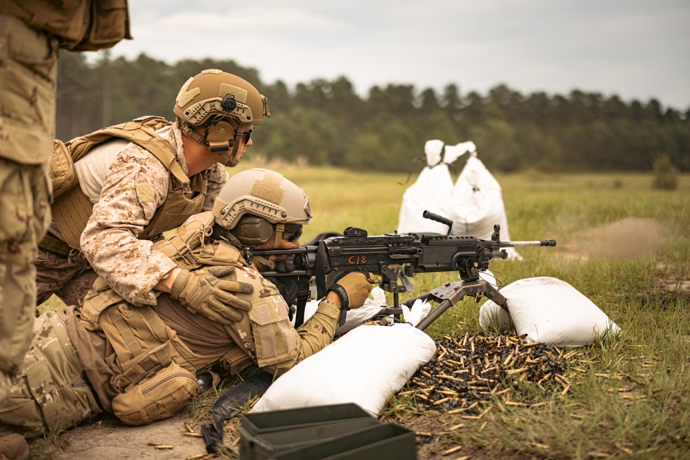 Fortifying Efforts: 2/2 Conducts Live-Fire Squad Attacks during UAE UET 24-2