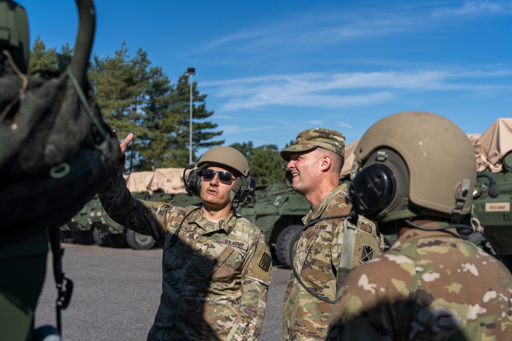 10th AAMDC Commanding General and Command Chief Warrant Officer visit Ansbach, Germany
