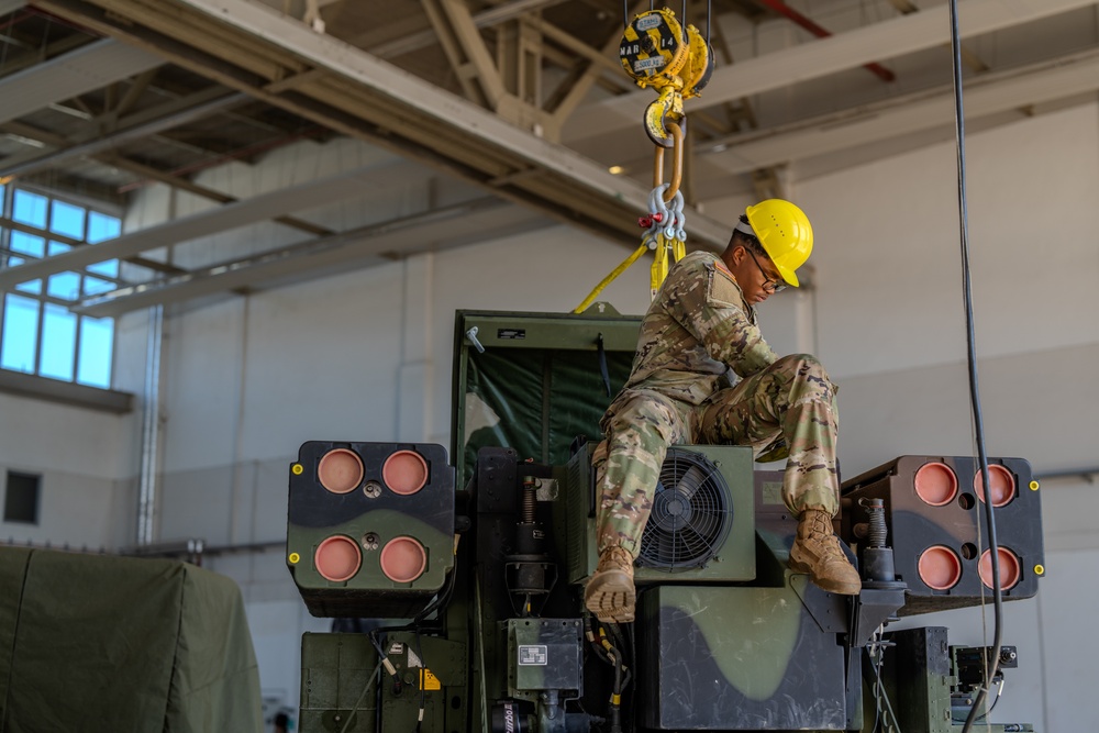 10th AAMDC Commanding General and Command Chief Warrant Officer visit Ansbach, Germany