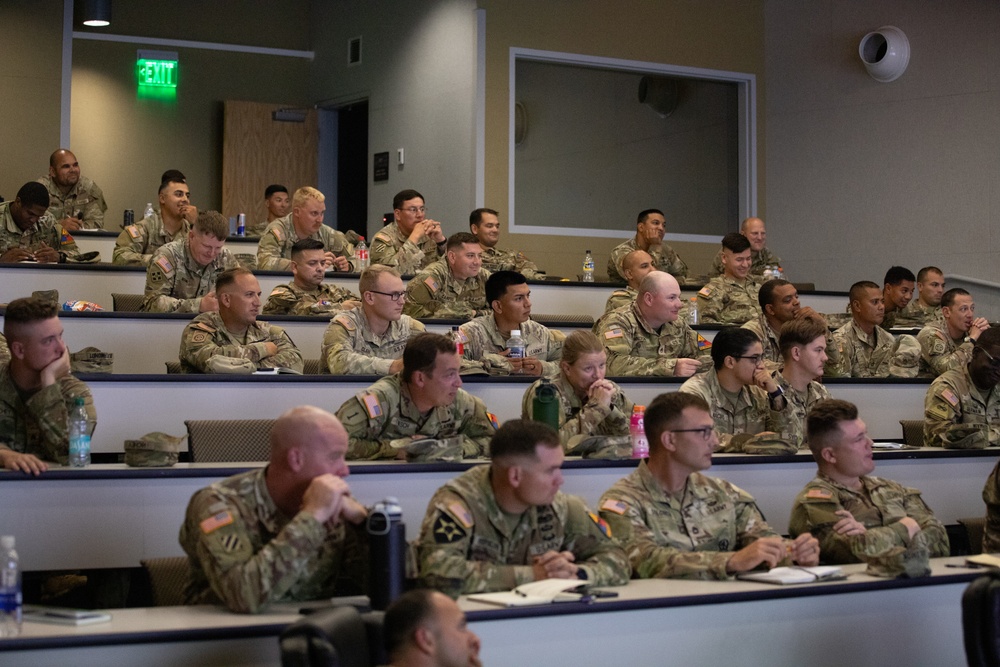 Fort Bliss hosts inaugural Master Gunner Conference