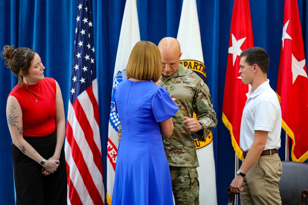 Jonathan M. Stubbs was promoted to lieutenant general