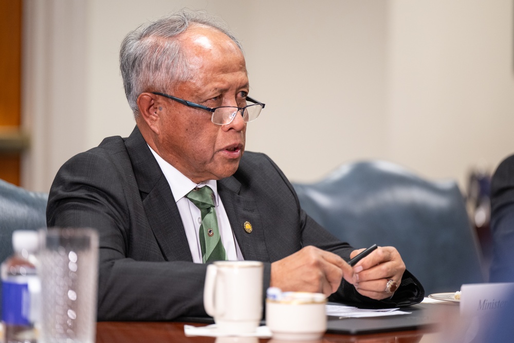 Secretary Austin hosts Brunei's Defense Minister II Halbi bin Mohammad Yussof